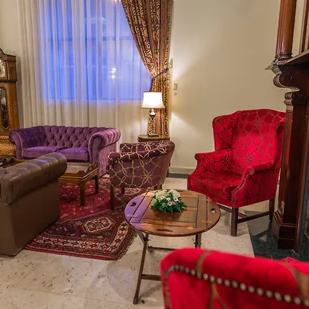 Ax Palazzo Capua Szálloda 4*
