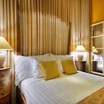 Ax Palazzo Capua Hotel