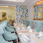 Ax Palazzo Capua Hotel 4*
