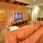 Ax Palazzo Capua 4*
