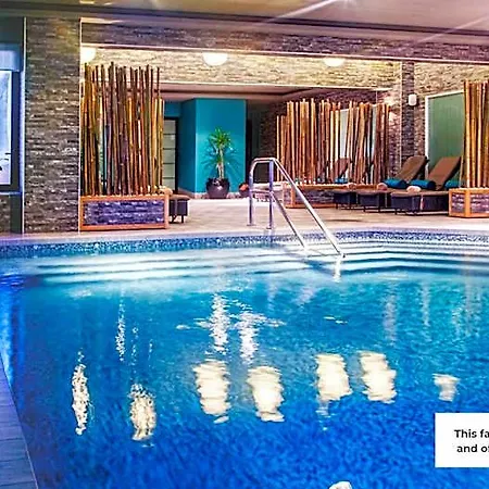 Ax Palazzo Capua 4*