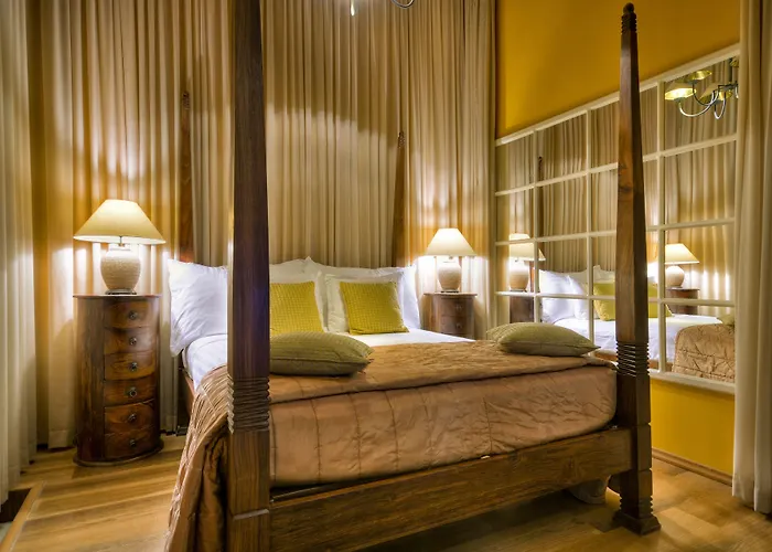 Otel Ax Palazzo Capua 4*