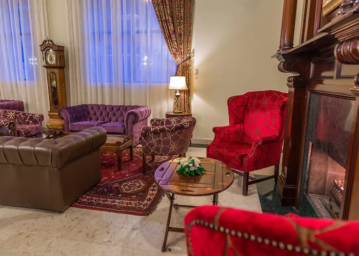 Ax Palazzo Capua Hotel 4*