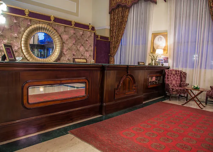 Otel Ax Palazzo Capua 4*