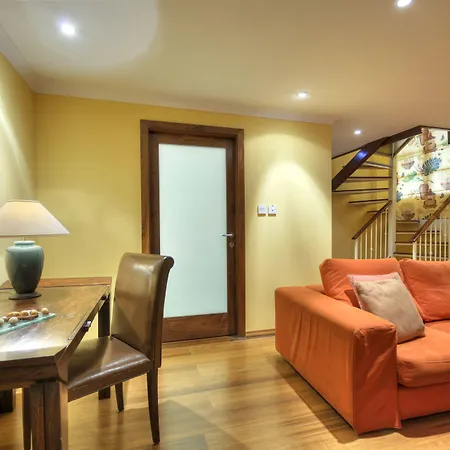 Ax Palazzo Capua Отель