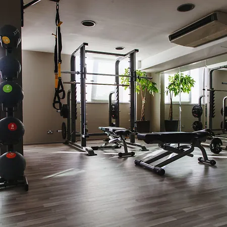 Отель Ax Palazzo Capua