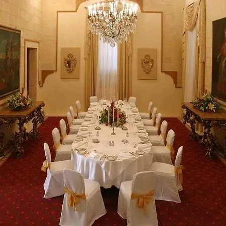 Hotel Ax Palazzo Capua 4*