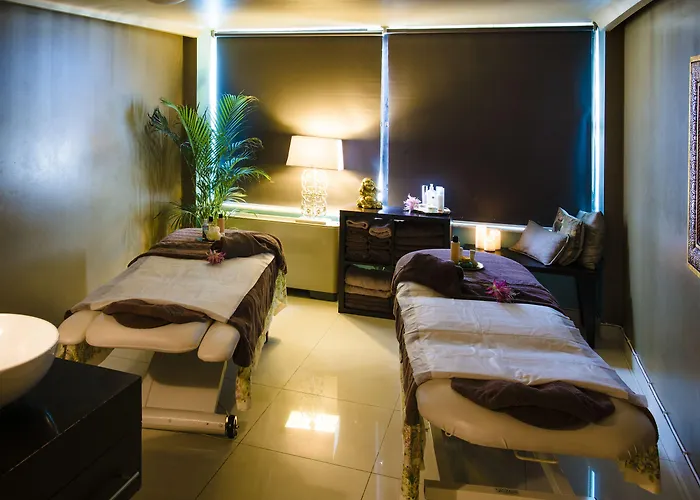 Hotel Ax Palazzo Capua 4*