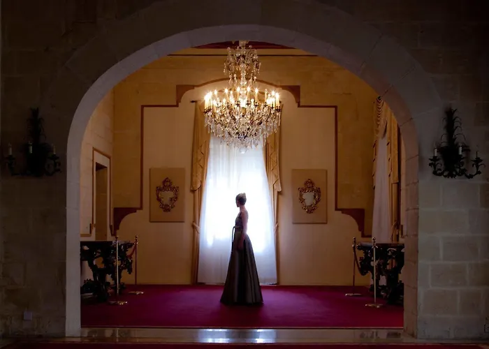 Ax Palazzo Capua فندق سليمة